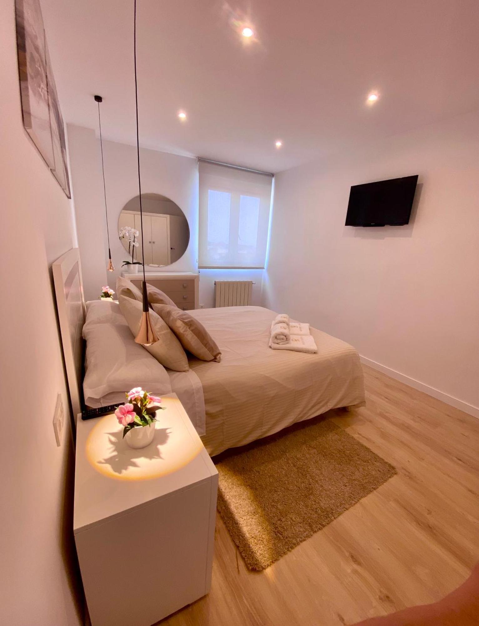 Apartamento De Lujo River Suites Santander Eksteriør billede